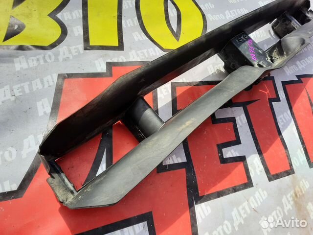 Дефлектор радиатора нижний BMW X5 G05 2018