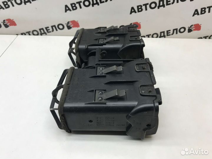 Воздуховод центральный Nissan Maxima A33 2000 г.в