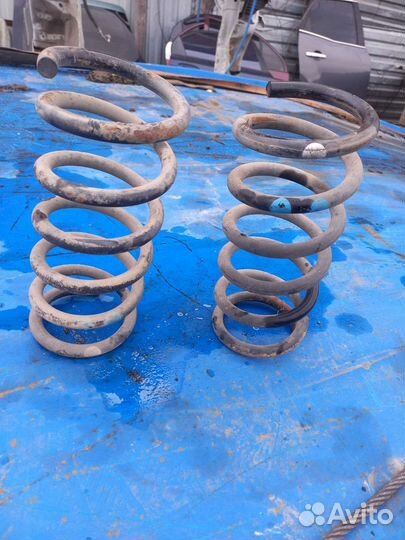 Шевроле каптива C140 2.2 пружины задние