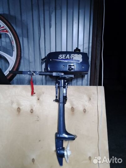 Продам комплект: лодку пвх с мотором