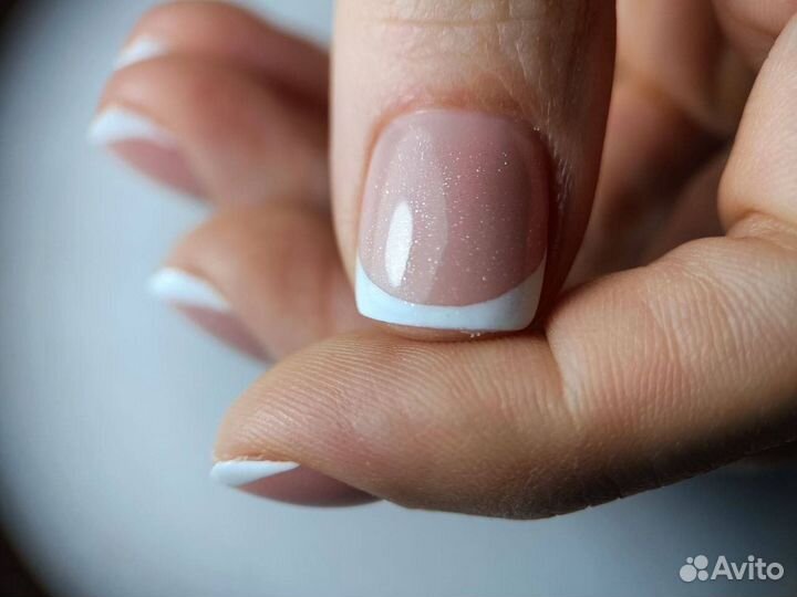 Маникюр/педикюр