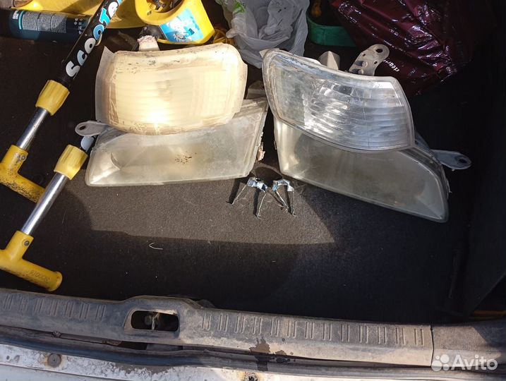 Toyota corolla 110 фары