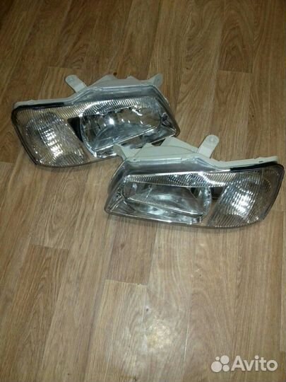 Фары передние на акцент, новые