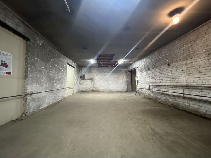 Склад, 230 м²