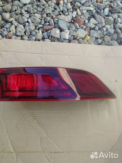 Kia carnival 4 фонарь задний правый