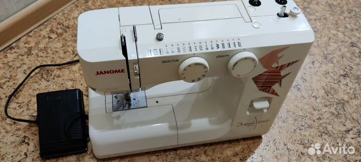 Швейная машина janome бу