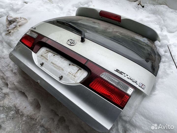 Дверь багажника(5-я дверь) тойота эстима