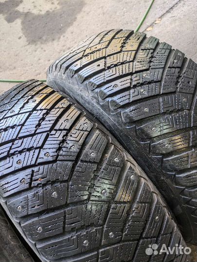 Goodyear UltraGrip Ice Arctic SUV 235/65 R17