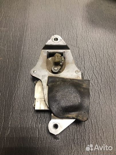 Mitsubishi Pajero Sport K9 актуатор двери