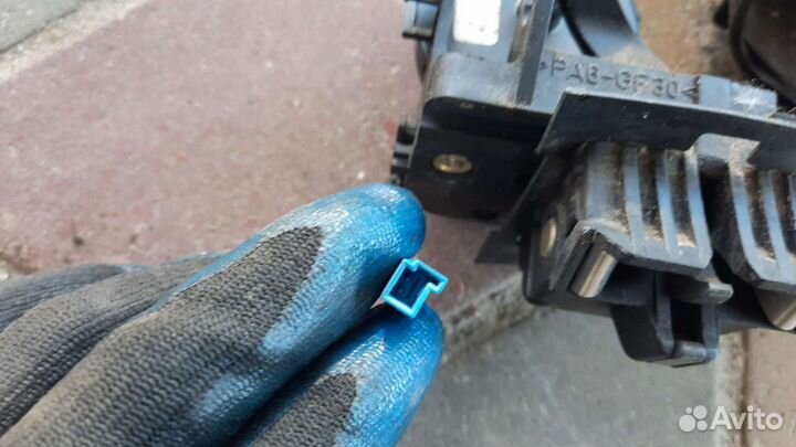 Замок крышки багажника мерседес w220