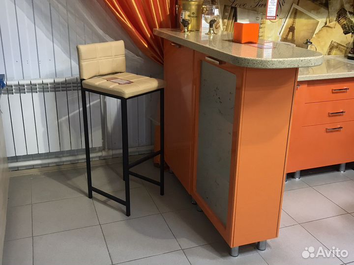 Стул барный