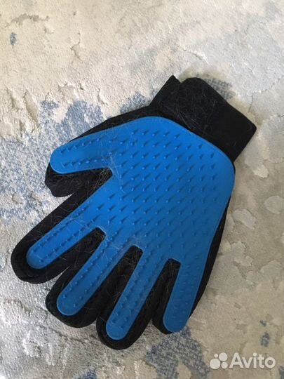 Перчатка варежка для расчесывания кошек