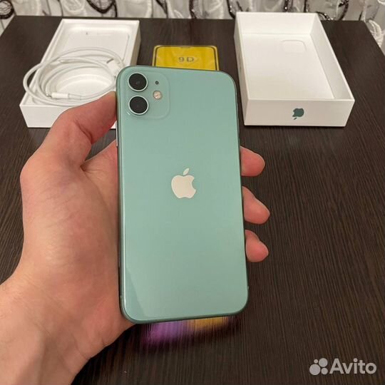 iPhone 11, 64 ГБ
