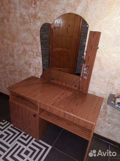 Спальный гарнитур бу