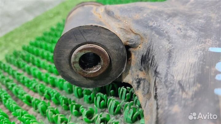 Рычаг передний правый нижний Nissan Tiida 2008