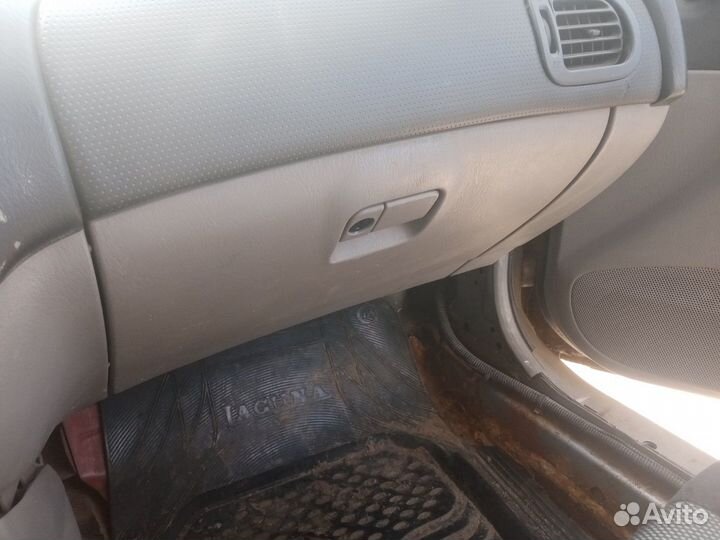 Бардачок Mazda 323 BJ