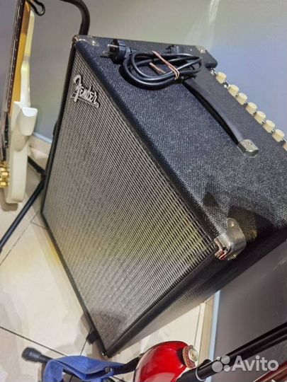 Fender 200 Combo V3 200 Вт Комбоусилитель Бас