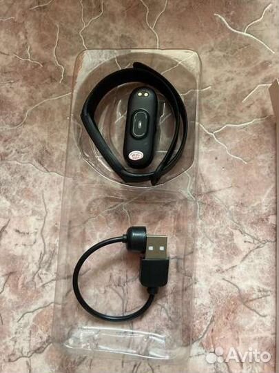 Фитнес-браслет Smart Band 8