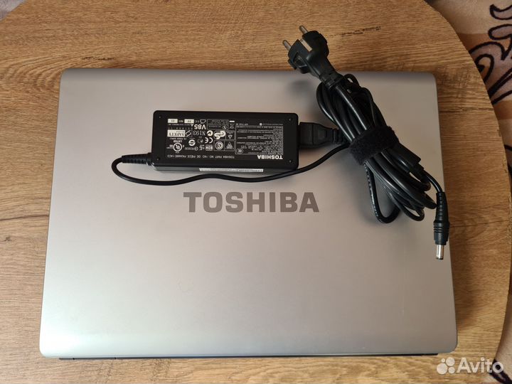 Ноутбук toshiba satellite l300