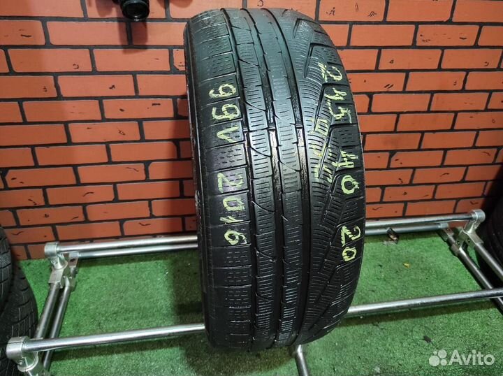 Pirelli Winter Sottozero 240 Serie II 245/40 R20 99V