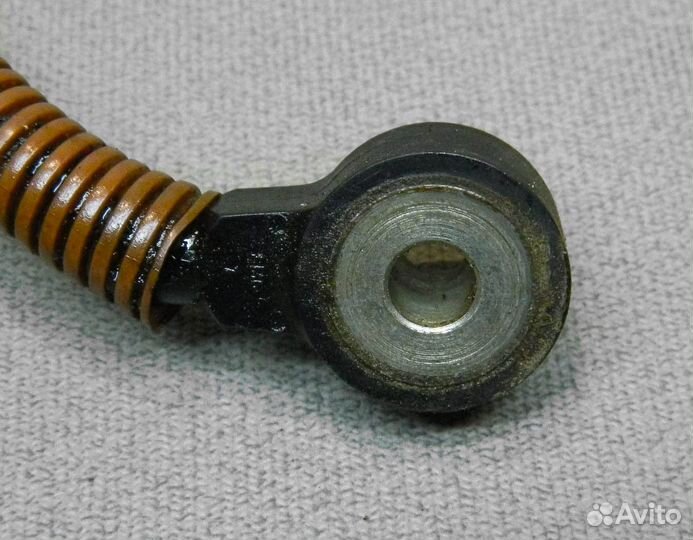 Датчик детонации Audi A8 D2 6.0