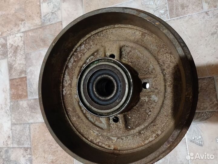 Задние тормозные барабаны на Renault Logan