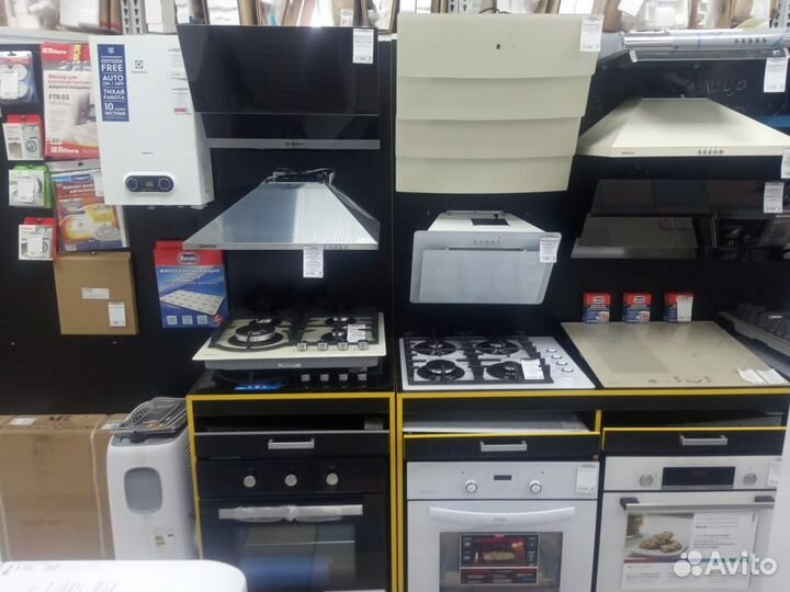 Духовой шкаф электрический Oasis черное стекло