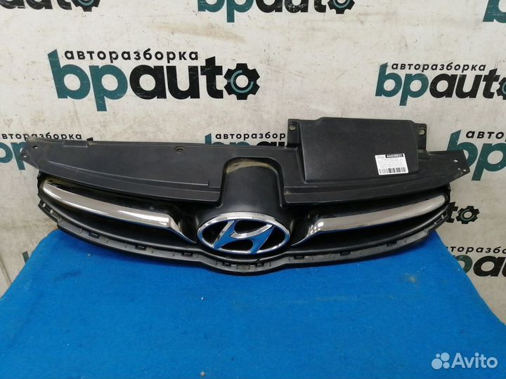 Решетка радиатора 86351-3X200 Hyundai Elantra V MD