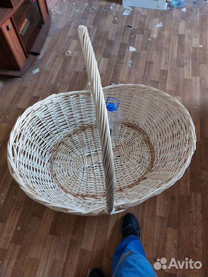 Корзина плетеная большая