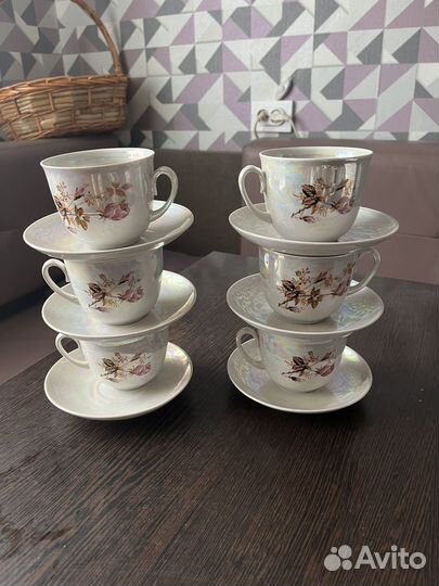 Фарфоровый чайный сервиз