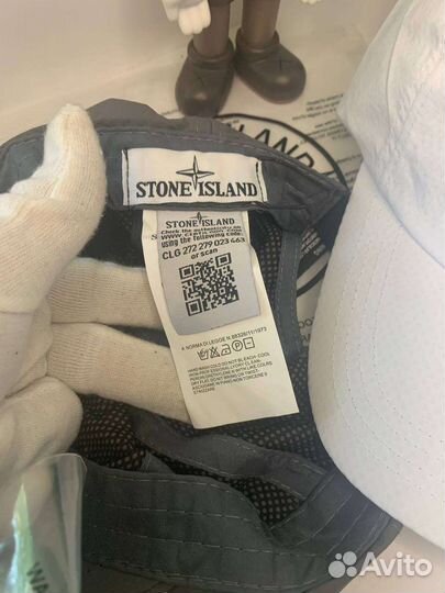 Кепка белая