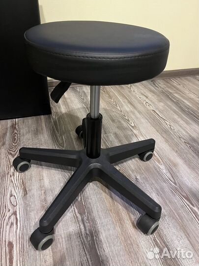 Стул для мастеров бу