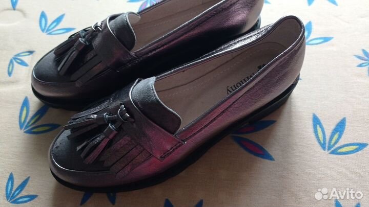 Туфли для девочки 36 размер новые