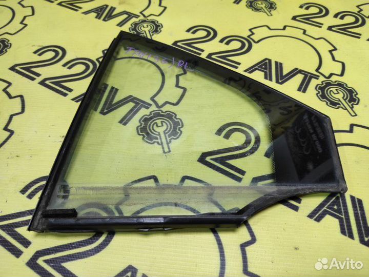 Форточка двери задняя левая Nissan Primera TP12