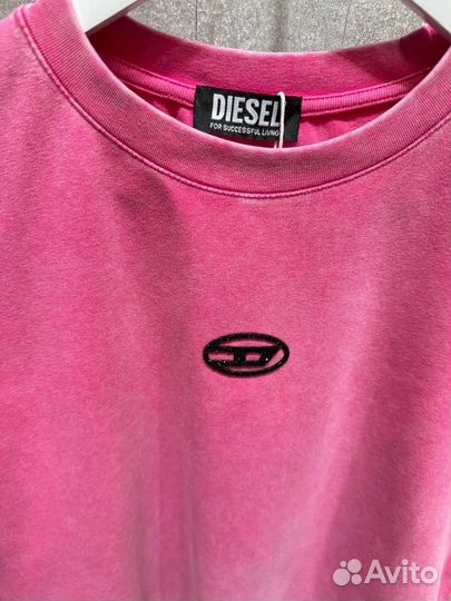 Женская Футболка Diesel