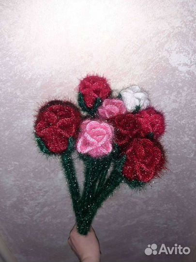 Цветы ручной вязки. Цена за один цветок