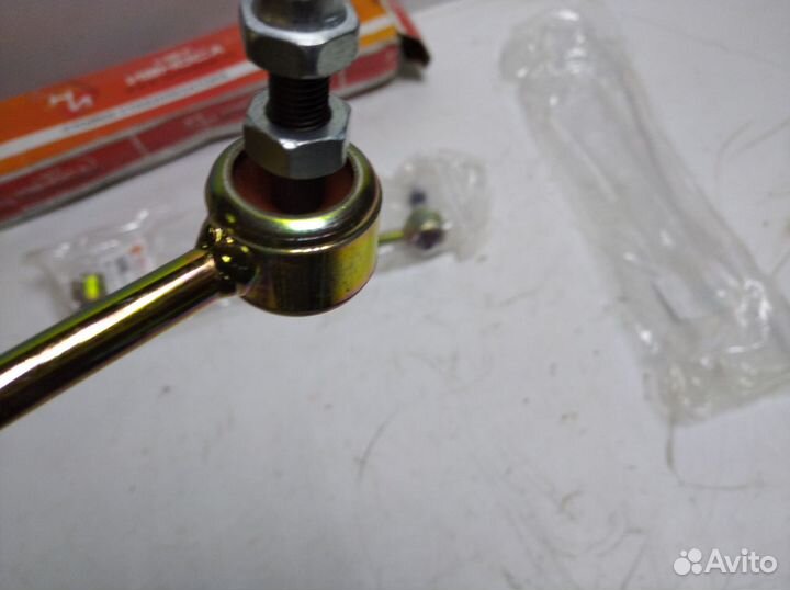 Стойка стабилизатора Mitsubishi Galant EA3A