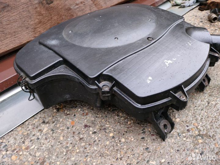 Корпус воздушного фильтра Renault Logan седан K7J