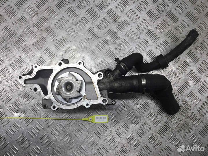 Помпа Mercedes C-klasse 646963