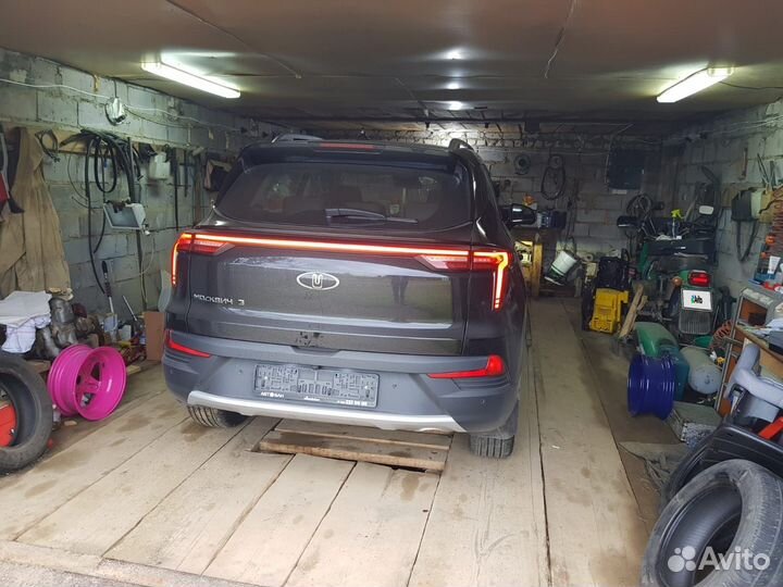 Москвич 3 1.5 CVT, 2023, 6 000 км