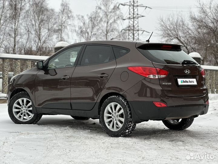 Hyundai ix35 2.0 AT, 2012, 130 000 км