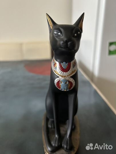 Египетская статуэтка кошки