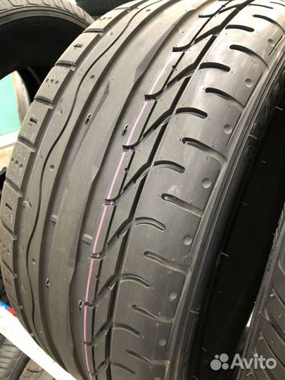 Vitour Formula Spec Z 265/35 R20 99Y