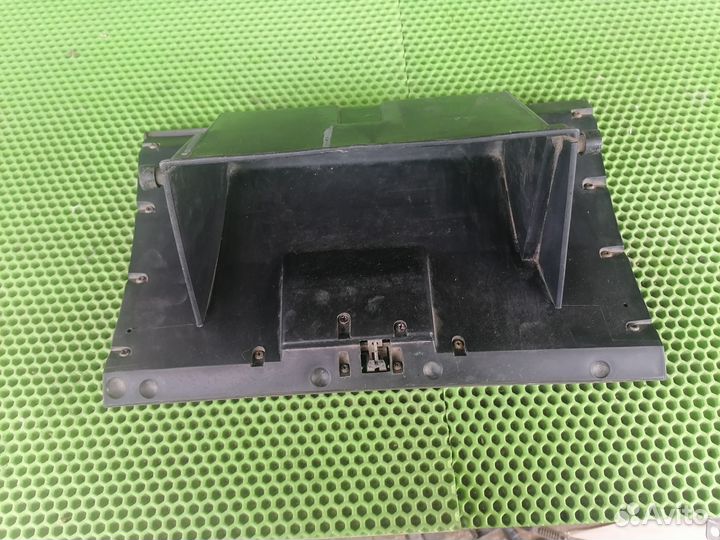 Бардачек Киа Спортедж 1