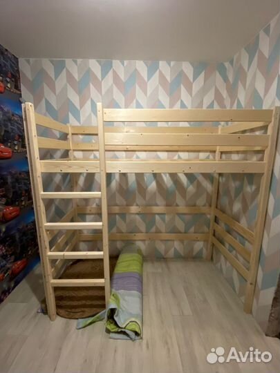 Кровать чердак деревянная