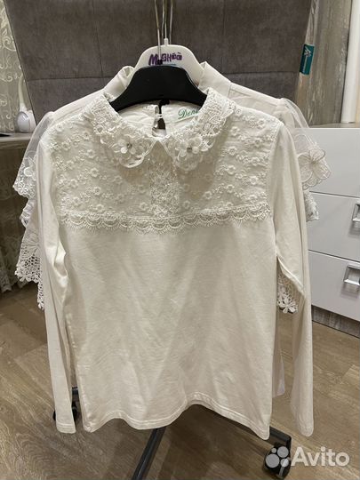 Продам школьные Блузки