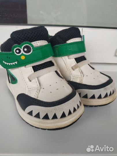 Демисезонные ботиночки 19