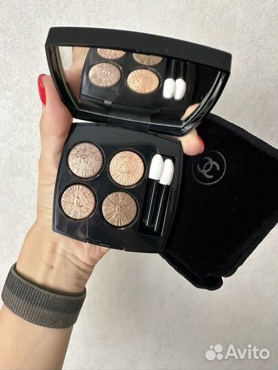 Тени для век chanel
