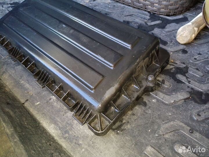 Короб (крышка) воздушного фильтра поло седан polo