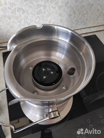 Соковыжималка Bork JU CUN 24150 SI